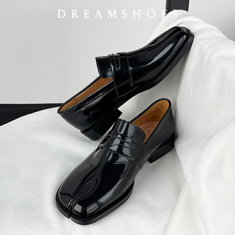Tabi Shoes Slip On Loafer for  - огляд і ціна Men'S Shoes Top Brands